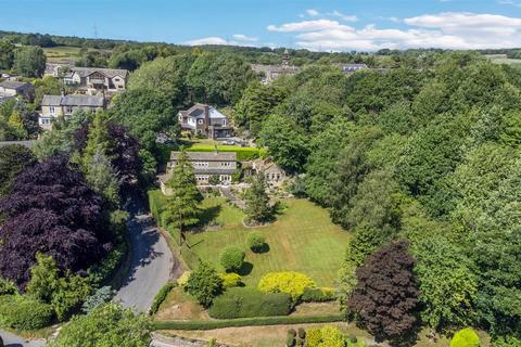 4 bedroom detached house for sale, Throstle Nest, Norwood Green Hill, Halifax, HX3 8QX