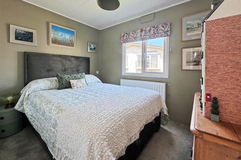2 bedroom park home for sale, Applegarth Park, Seasalter Lane, Whitstable