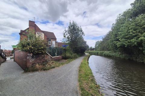 1 bedroom flat to rent, Powke Lane, Cradley Heath