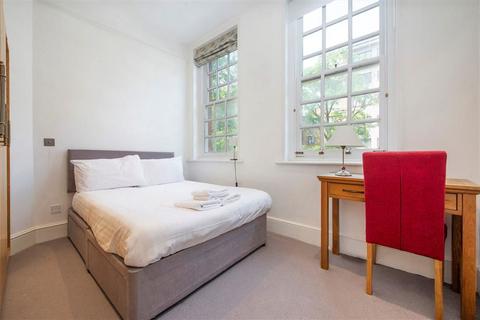 2 bedroom flat for sale, Rossmore Road, London NW1