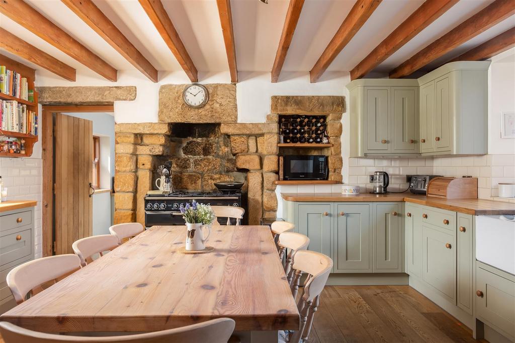 Pennock House Kitchen-2.jpg