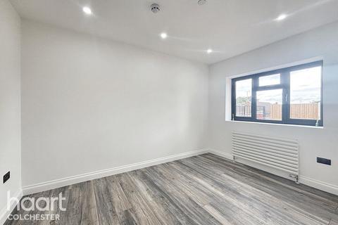 3 bedroom bungalow for sale, Berechurch Road, Colchester
