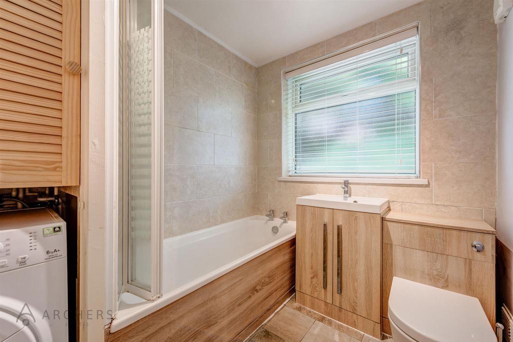 32 Benty Lane(Interior)-9.jpg