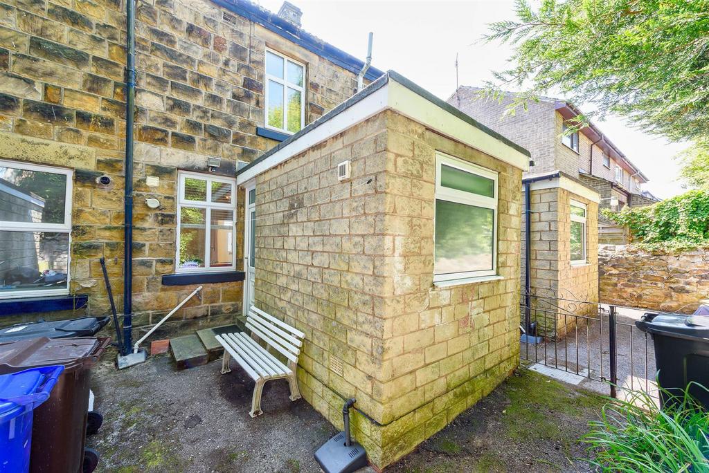 32 Benty Lane(Exterior)-4.jpg