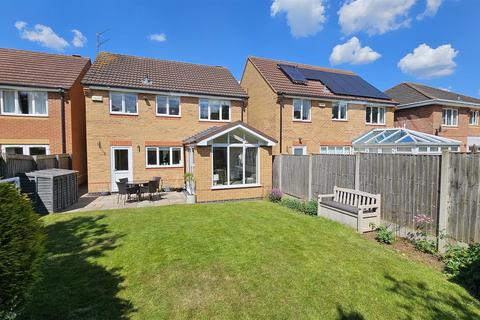 3 bedroom detached house for sale, Angelica Court, Bingham, Nottingham