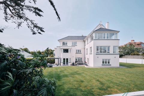 4 bedroom detached house for sale, Le Chemin Au Greves, Jersey JE3