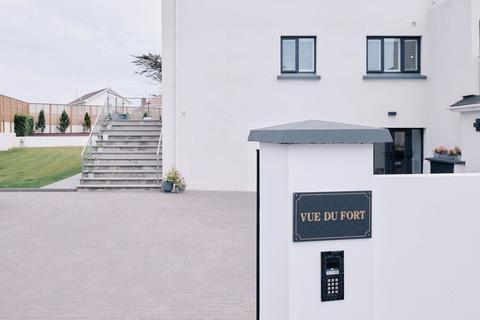 4 bedroom detached house for sale, Le Chemin Au Greves, Jersey JE3