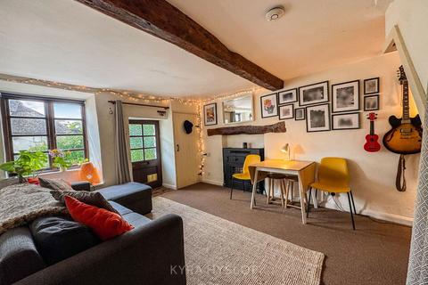 4 The College, Ide, Exeter, EX2 9RH