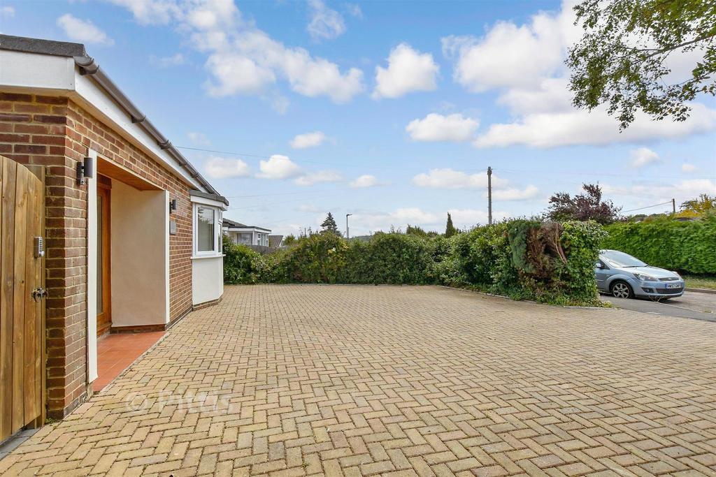 Driveway/Parking