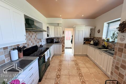 5 bedroom semi-detached house for sale, Blackpool Road, Lytham , Lancashire