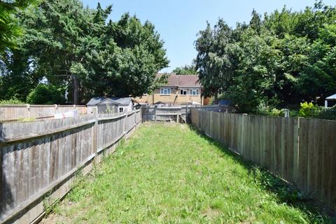 18a The Close, Eastcote, Pinner, HA5 1PH