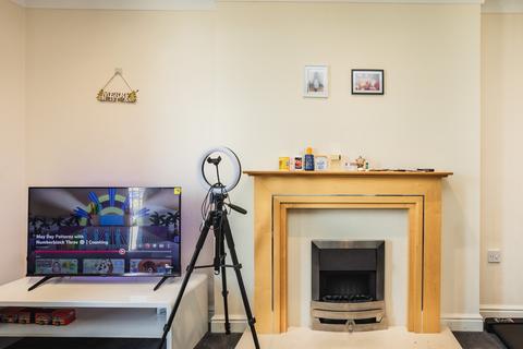 2 bedroom flat for sale, Kinsey Road, High Green S35