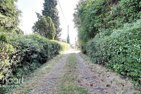 4 bedroom cottage for sale, Lentons Lane, Coventry