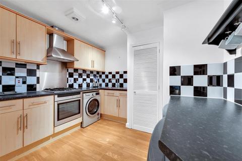1 bedroom apartment to rent, Oaklands Road, Bromley, BR1