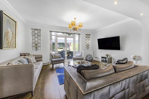 4 bedroom end of terrace house to rent, Fanshawe Road, Richmond, Surrey