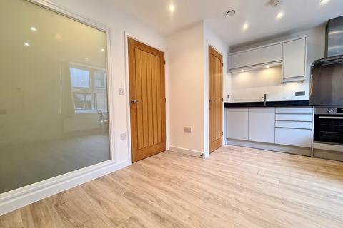 1 bedroom flat to rent, Back Of The Walls, Southampton SO14