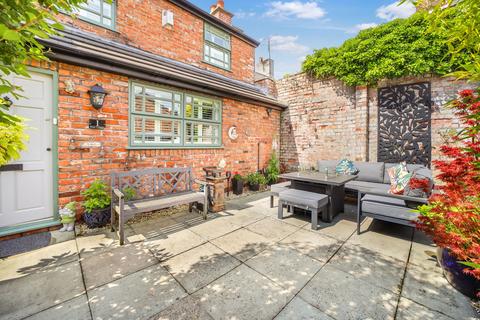 3 bedroom semi-detached house for sale, Rob Lane, Newton-Le-Willows, WA12