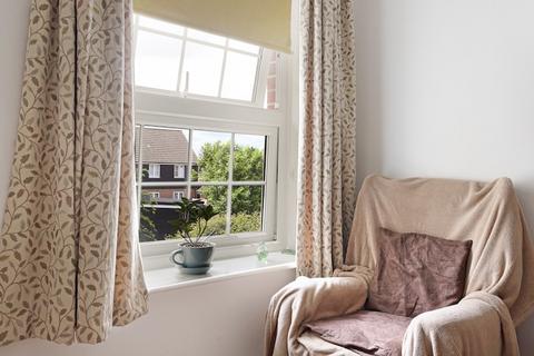 1 bedroom retirement property for sale, High Street, Ongar, CM5
