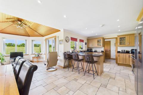 3 bedroom farm house for sale, Roberton, Biggar, ML12