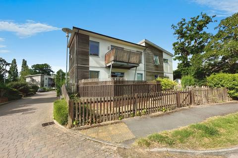 undefined, Seward Green, Southampton SO45