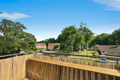 undefined, Seward Green, Southampton SO45