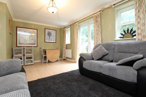 6 bedroom terraced house to rent, Lancelot Road, Bristol BS16