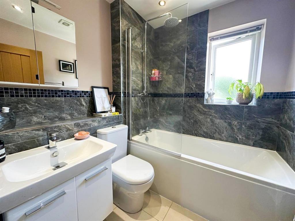 3 bed semi, Sutton In Craven