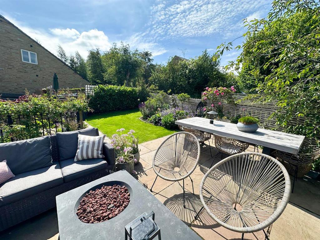 3 bed semi, Sutton In Craven