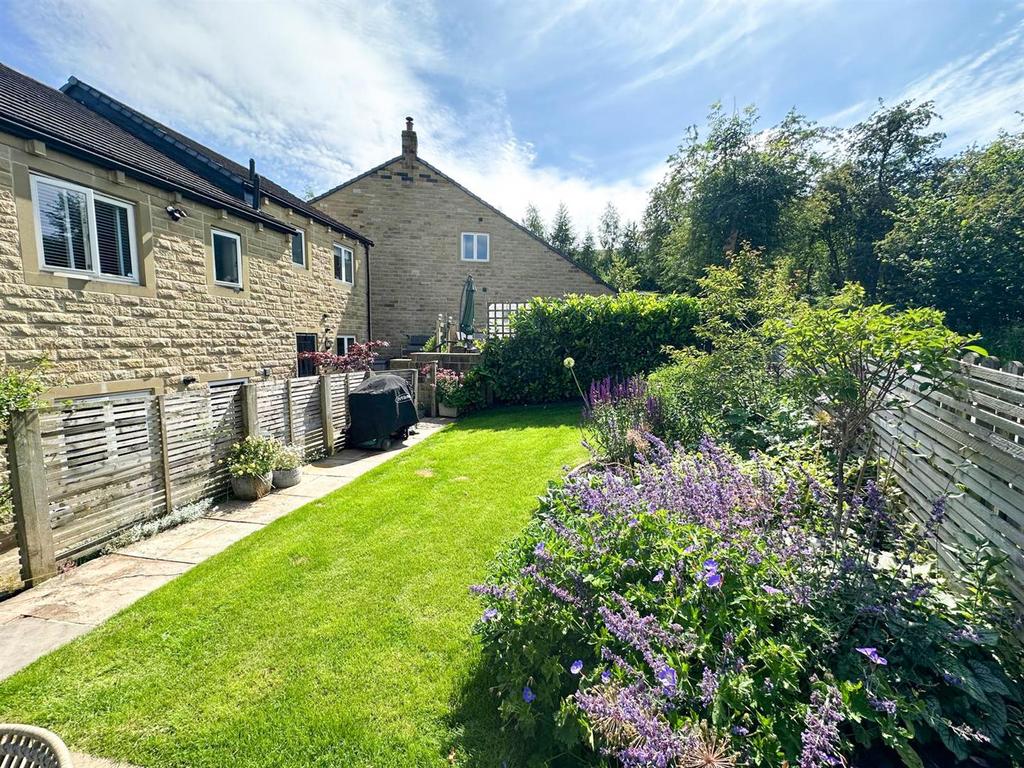 3 bed semi, Sutton In Craven