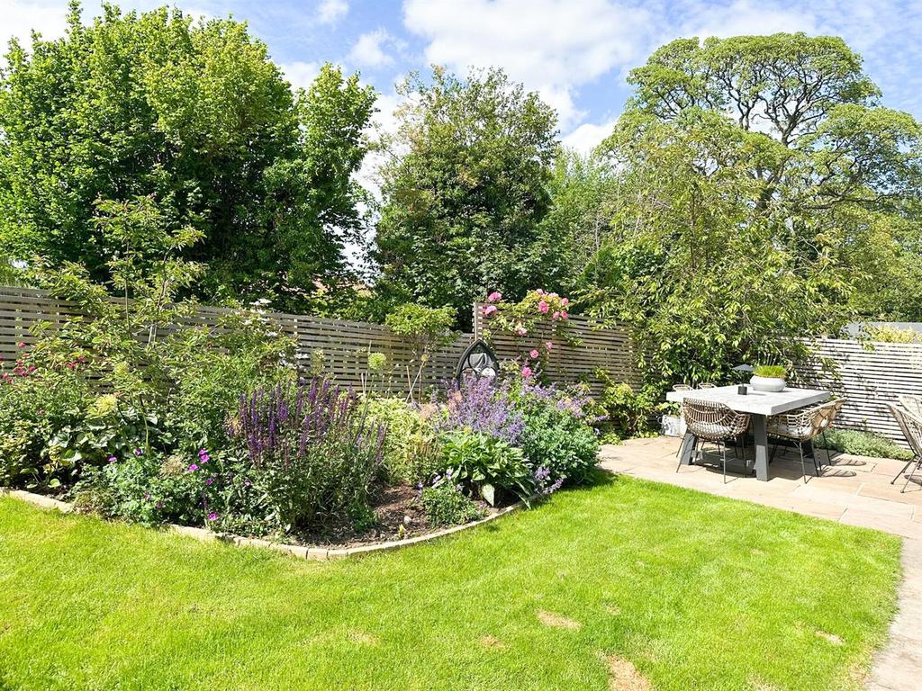 3 bed semi, Sutton In Craven
