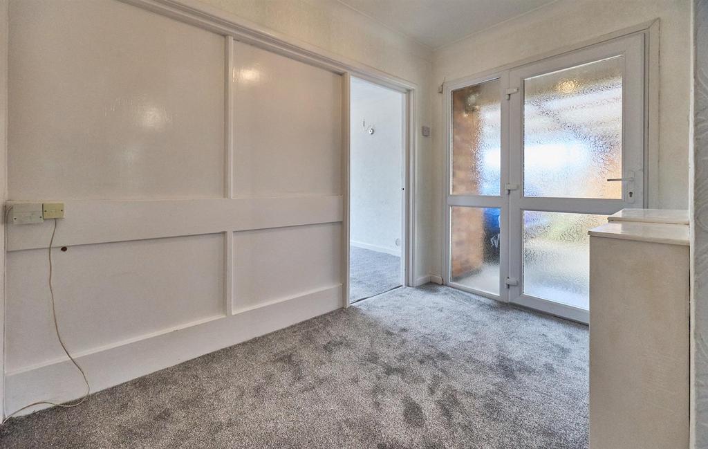 L Shaped Entrance Hallway