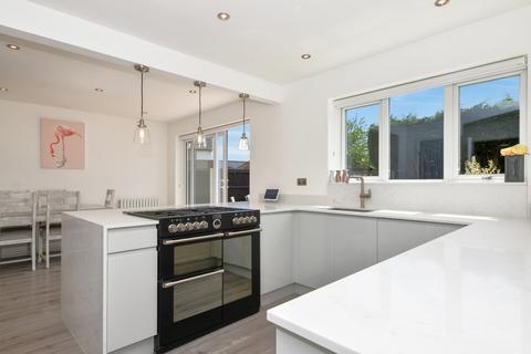150 Churchfields, Shoeburyness, Southend-on-sea, SS3 8TW
