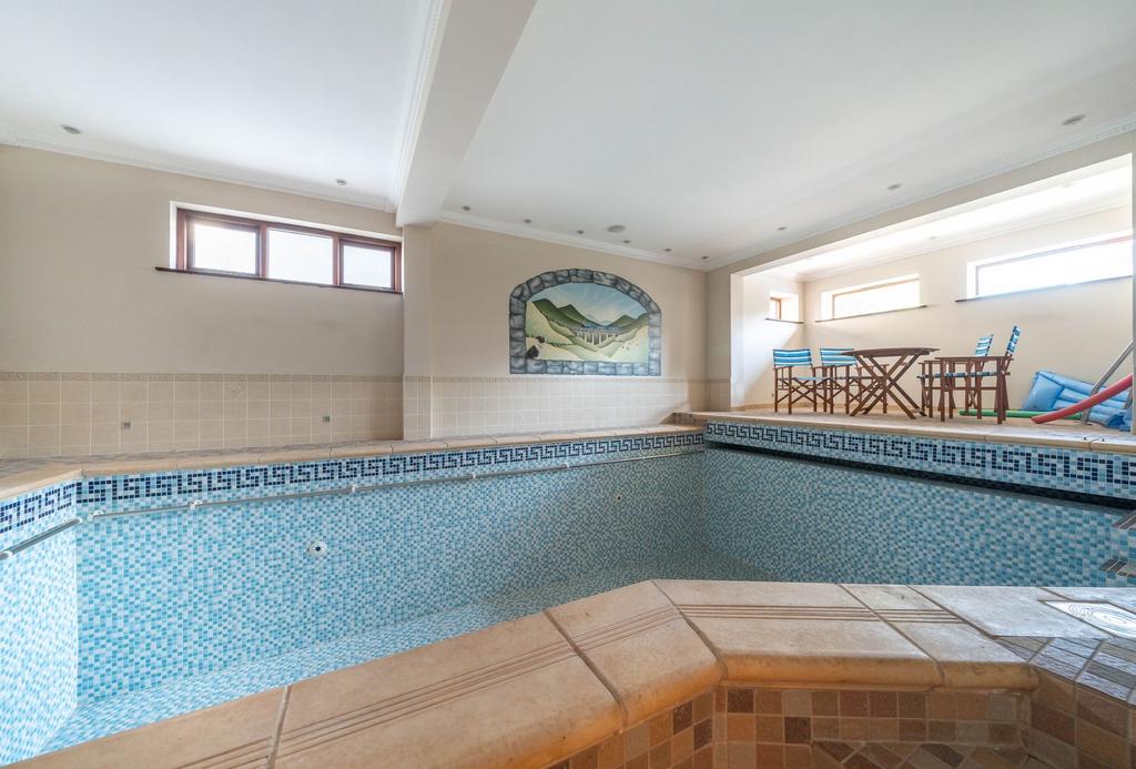 Pool room