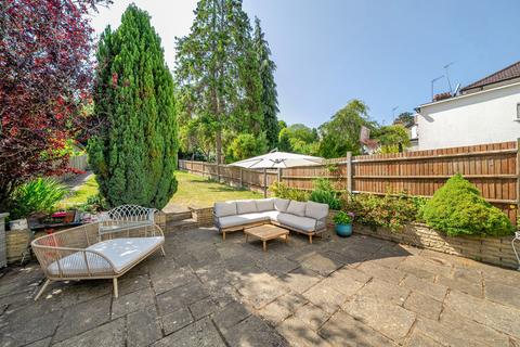 30 Whyteleafe Hill, Whyteleafe, CR3 0AB