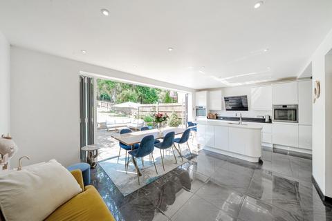 30 Whyteleafe Hill, Whyteleafe, CR3 0AB