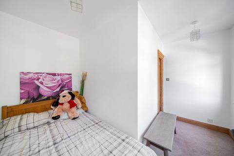 30 Whyteleafe Hill, Whyteleafe, CR3 0AB