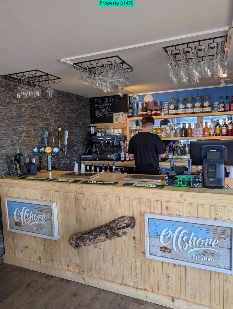 Local Cocktail Bar &amp; Cafe