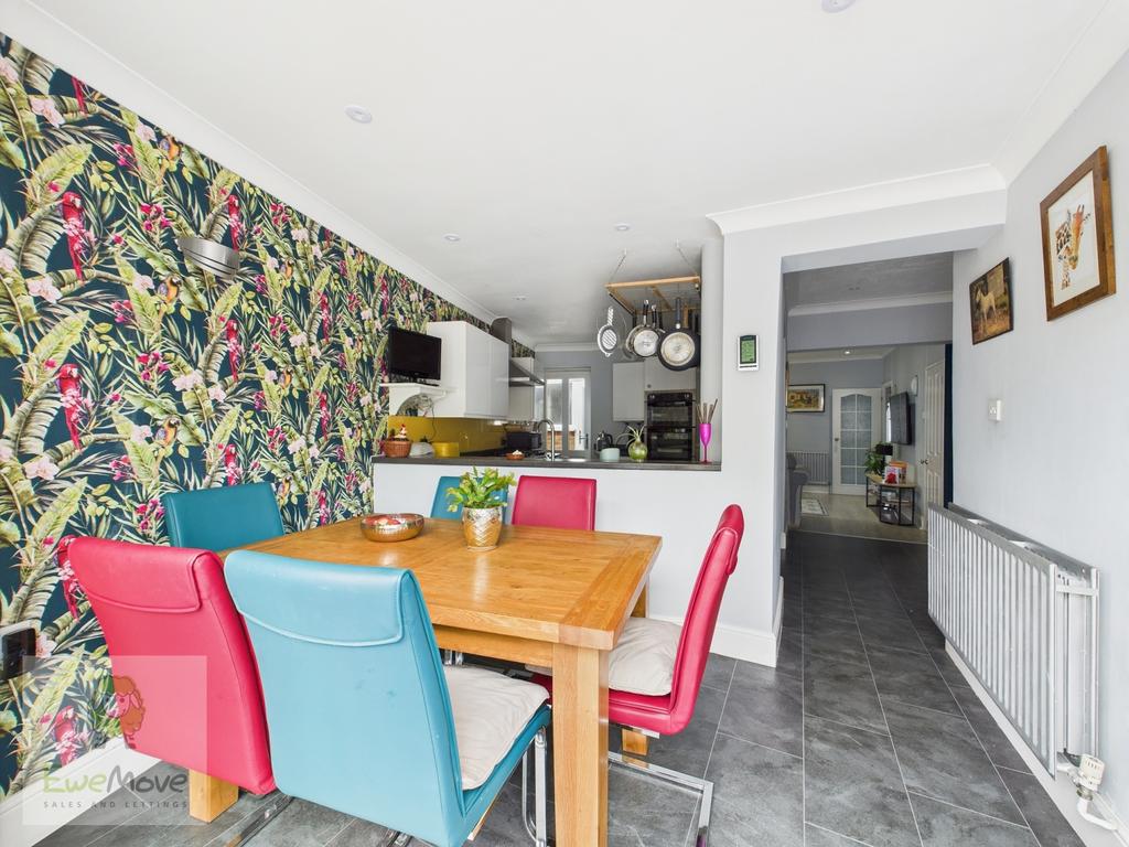 Kitchen Breakfast Room