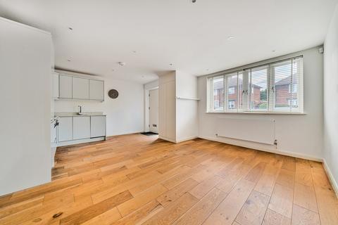 31a Framlingham Crescent, London, SE9 4AB
