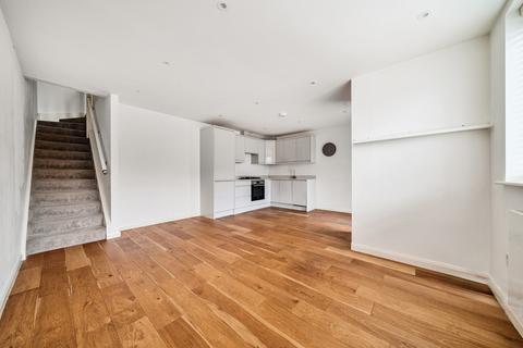 31a Framlingham Crescent, London, SE9 4AB