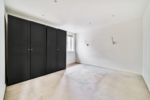 31a Framlingham Crescent, London, SE9 4AB