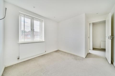 31a Framlingham Crescent, London, SE9 4AB