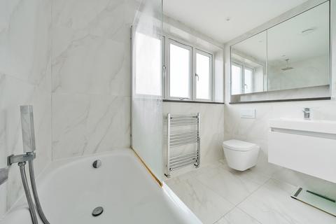 31a Framlingham Crescent, London, SE9 4AB