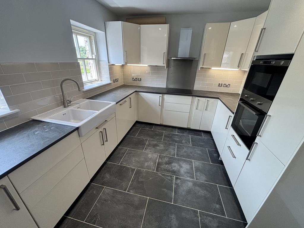 Kitchen (second image)
