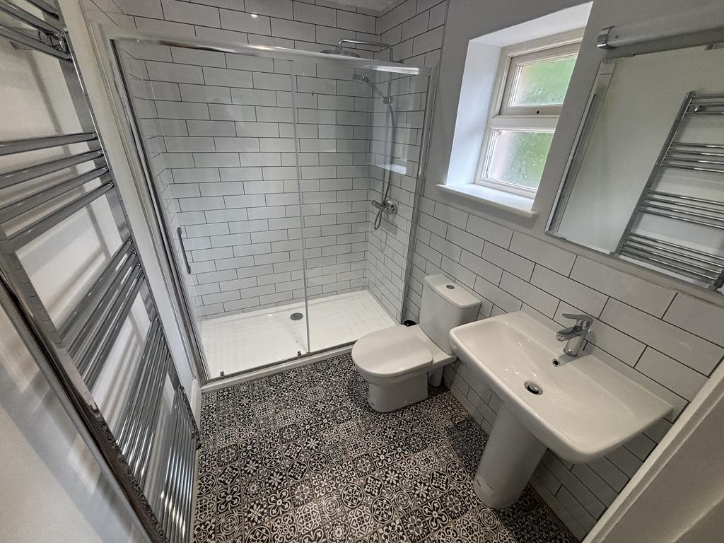 Cottage   shower room