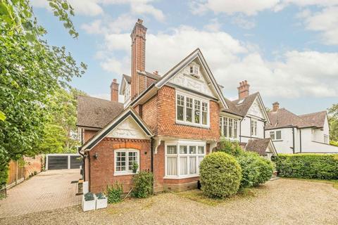 Langley Avenue, Surbiton KT6