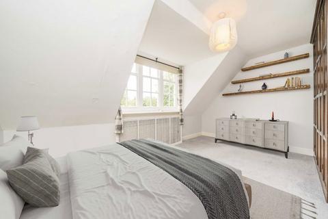 undefined, Langley Avenue, Surbiton KT6