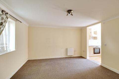 2 bedroom flat for sale, Caspian Way, Purfleet-on-Thames RM19