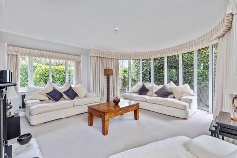 38 The Ridings, East Preston, Littlehampton, BN16 2TW