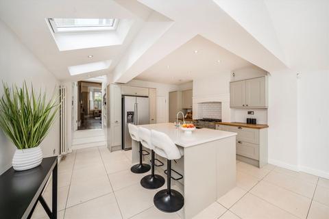 5 bedroom terraced house for sale, Hydethorpe Road, London SW12